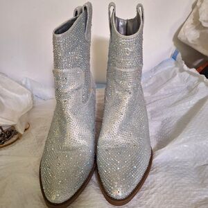 Forever Women's Cowgirl Boots Crystal Studded Ankle Bootie Western Heels Size 10